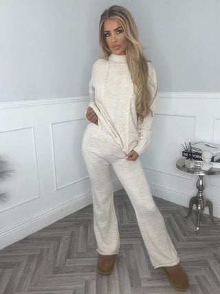 Vanilla Cloud Knit Set (cream)