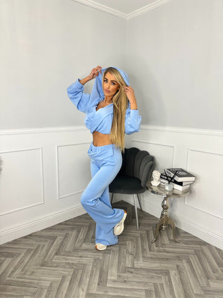 Cropped Loungewear with a Twist - Baby Blue